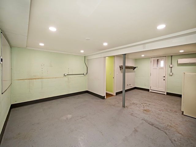 734 Lincoln Ave, Springdale Boro, PA 15144