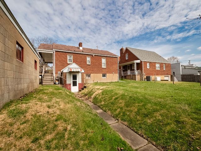 734 Lincoln Ave, Springdale Boro, PA 15144