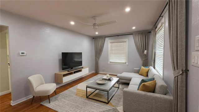 734 Lincoln Ave, Springdale Boro, PA 15144