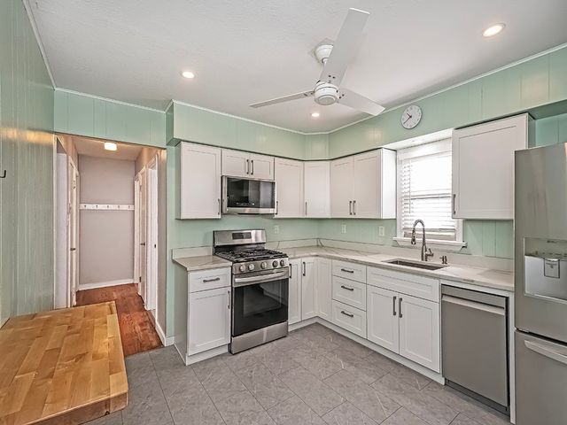 734 Lincoln Ave, Springdale Boro, PA 15144