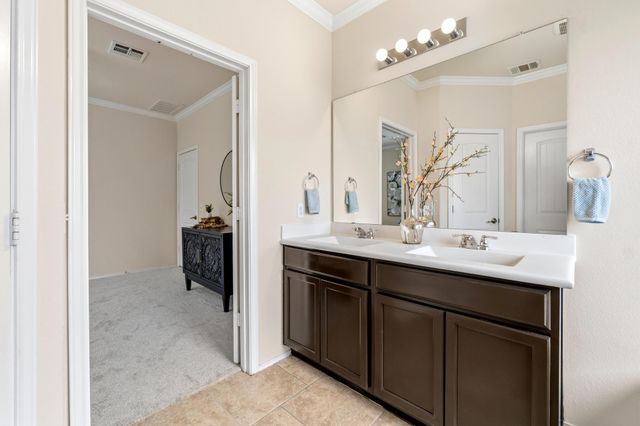 10124 Pinnacle Crest LOOP, Austin, TX 78747