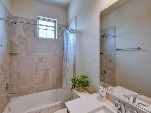 2543 Manor Valley Court, Missouri City, TX 77459