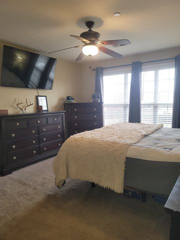 205 Emerald Cir, Pleasant View, TN 37146