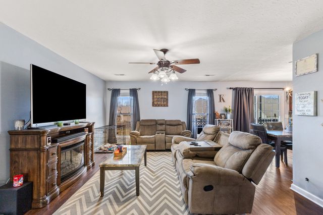 205 Emerald Cir, Pleasant View, TN 37146