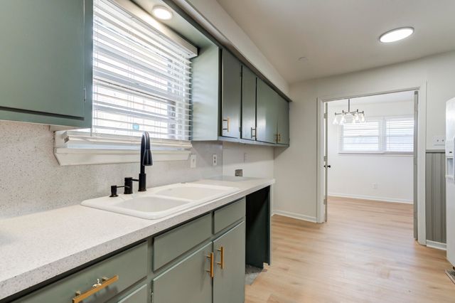 4404 28th Street, Lubbock, TX 79410