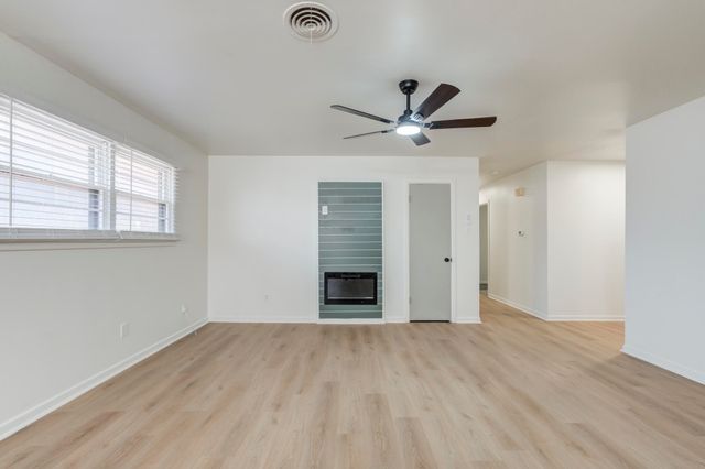 4404 28th Street, Lubbock, TX 79410