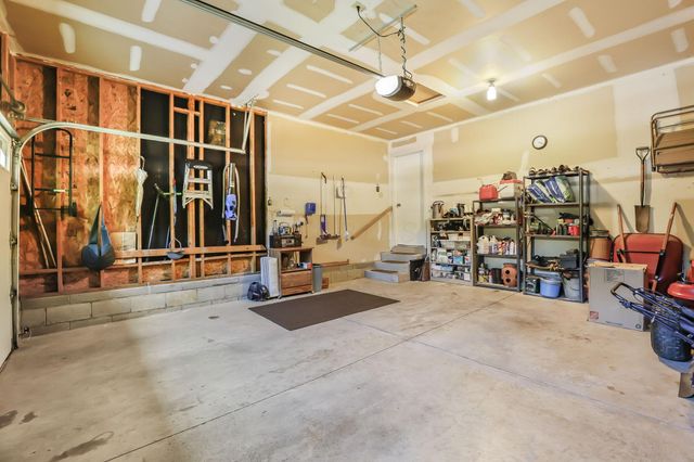 6324 Rossmore Lane, Canal Winchester, OH 43110
