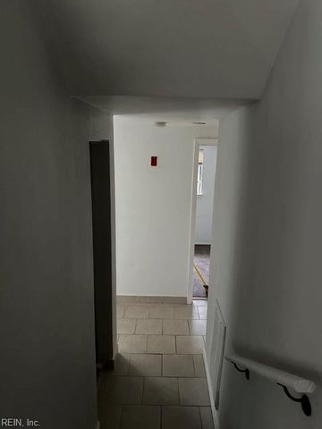 426 Beacon Hill CIR, Norfolk, VA 23502