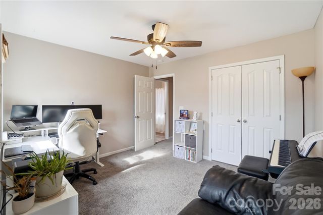 8729 Fox Chase Lane, Charlotte, NC 28269