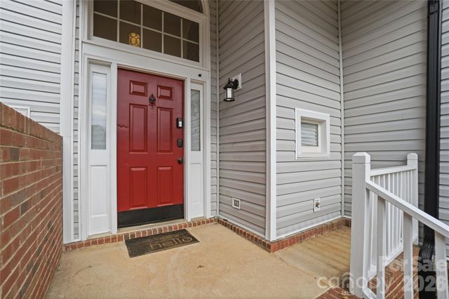 8729 Fox Chase Lane, Charlotte, NC 28269