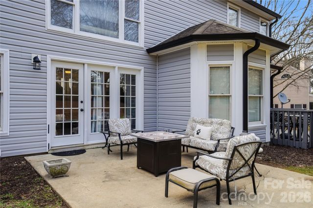 8729 Fox Chase Lane, Charlotte, NC 28269