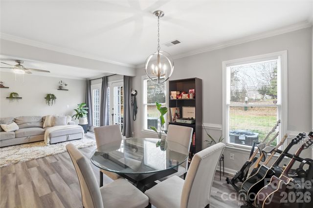 8729 Fox Chase Lane, Charlotte, NC 28269