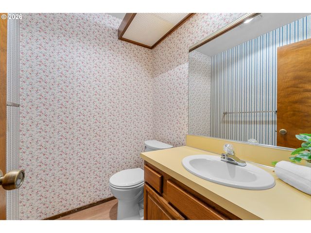 10935 Sw MEADOWBROOK Dr, Portland, OR 97224