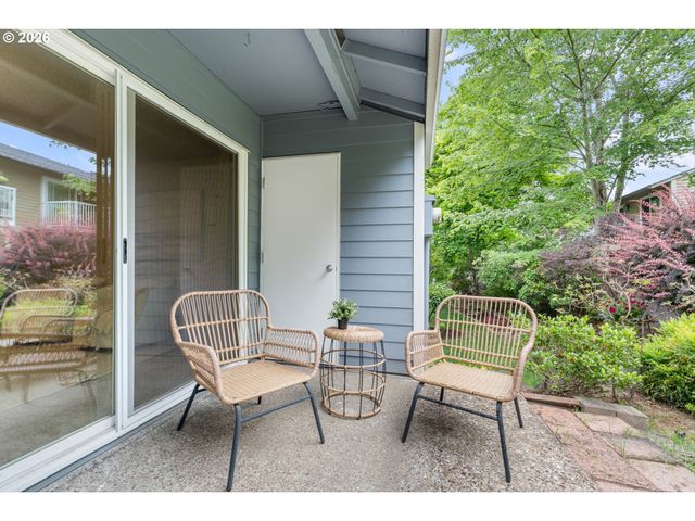 10935 Sw MEADOWBROOK Dr, Portland, OR 97224