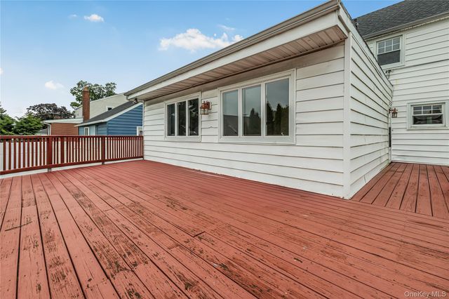 53 Holly Street, Yonkers, NY 10704