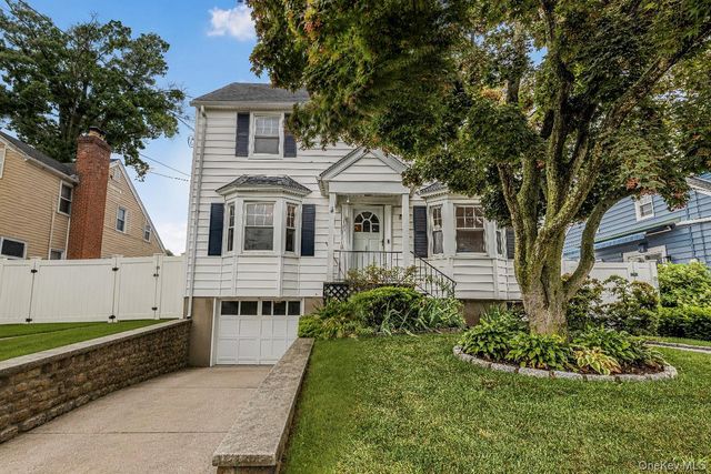 53 Holly Street, Yonkers, NY 10704