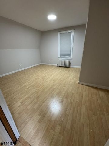 1039 Huff Ave, Manville Boro, NJ 08835