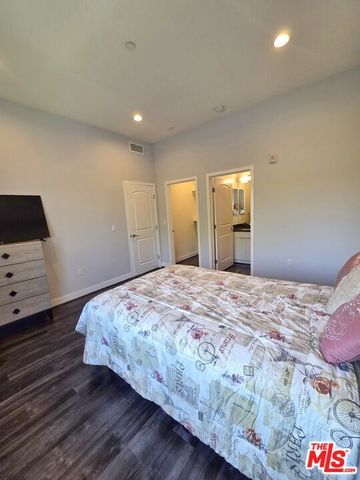 2651 S Hobart Boulevard 9, Los Angeles, CA 90018