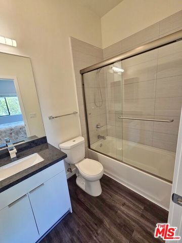 2651 S Hobart Boulevard 9, Los Angeles, CA 90018