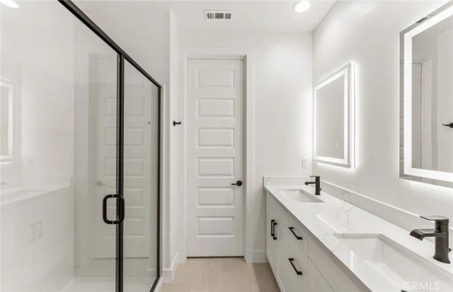 107 Kimberwick Court, Burbank, CA 91506