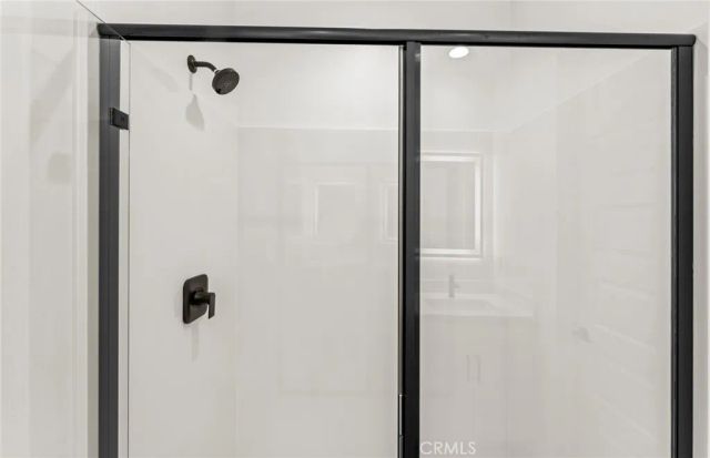 107 Kimberwick Court, Burbank, CA 91506