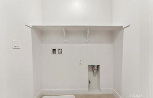 107 Kimberwick Court, Burbank, CA 91506