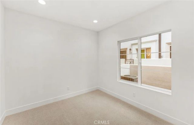 107 Kimberwick Court, Burbank, CA 91506