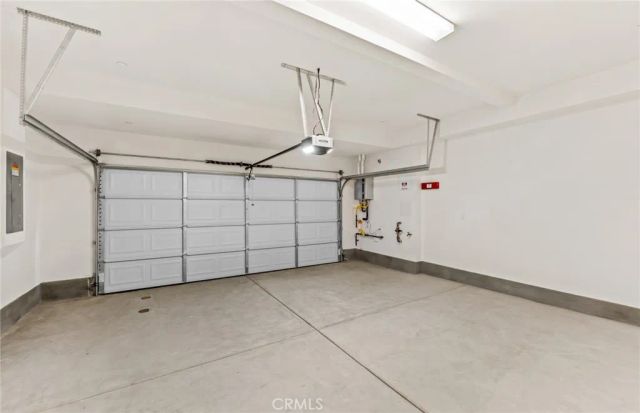 107 Kimberwick Court, Burbank, CA 91506