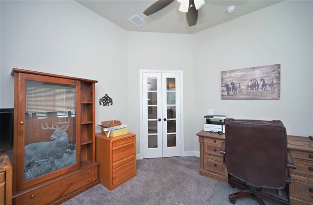213 Oakcrest Drive, Justin, TX 76247