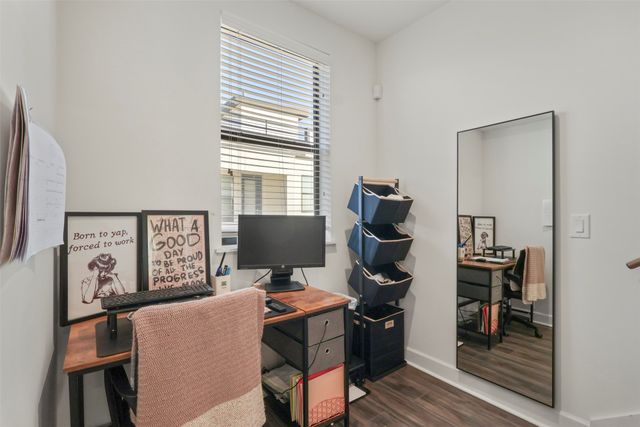 1813 Park Avenue 106, Dallas, TX 75215