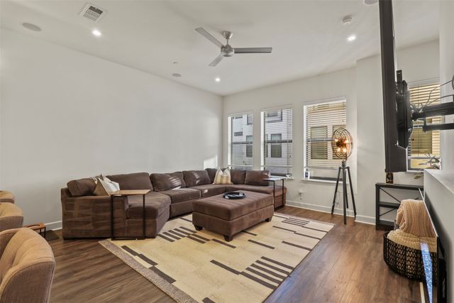 1813 Park Avenue 106, Dallas, TX 75215