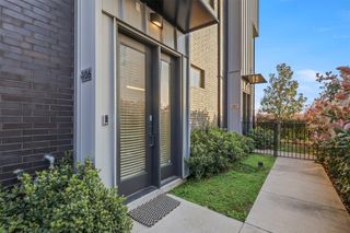 1813 Park Avenue 106, Dallas, TX 75215