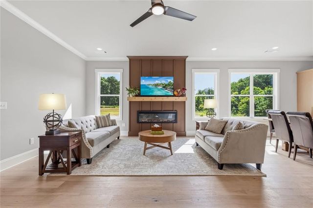 5424 Oak Manor Way, Murrayville, GA 30564