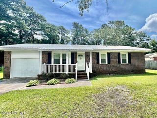 182 Old 30 Road, Jacksonville, NC 28546