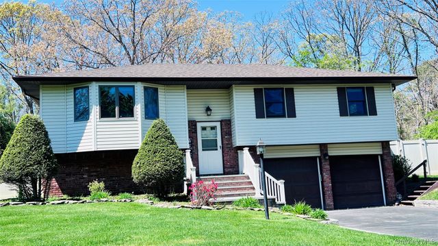 84 Henearly Drive, Miller Place, NY 11764