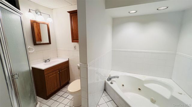 84 Henearly Drive, Miller Place, NY 11764