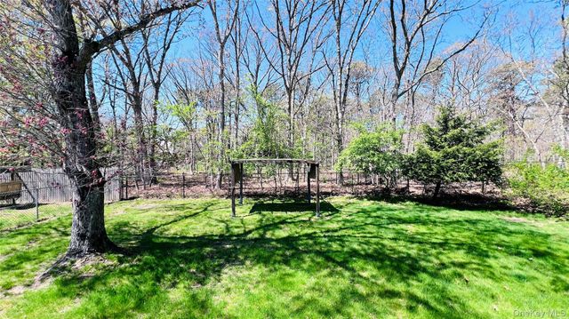 84 Henearly Drive, Miller Place, NY 11764