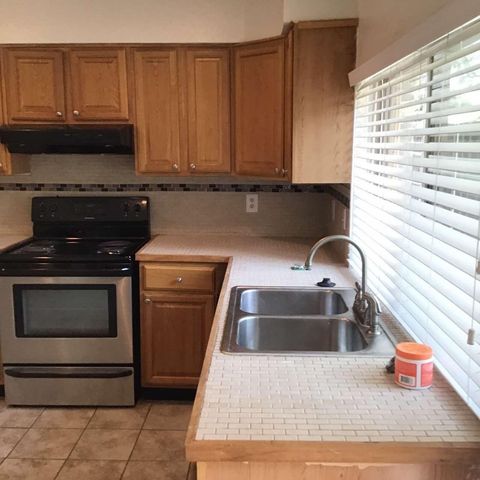 2622 Meadowview Drive, Arlington, TX 76016