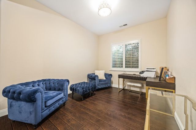 6065 N Sycamore Avenue, Fresno, CA 93723