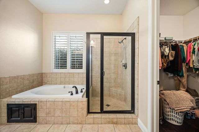 6065 N Sycamore Avenue, Fresno, CA 93723