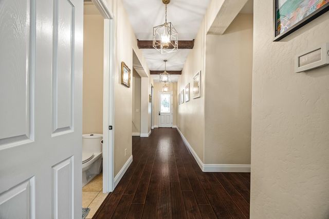 6065 N Sycamore Avenue, Fresno, CA 93723