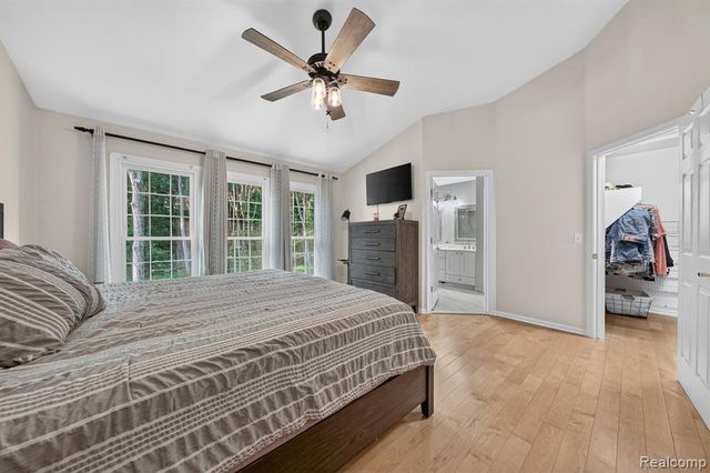 3712 Seney Drive, Lake Orion, MI 48360