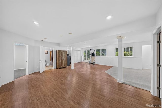 3712 Seney Drive, Lake Orion, MI 48360