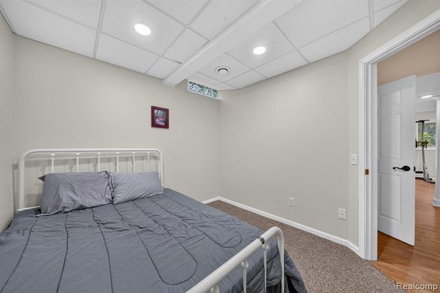 3712 Seney Drive, Lake Orion, MI 48360