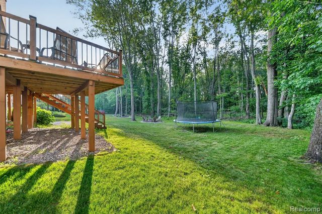 3712 Seney Drive, Lake Orion, MI 48360