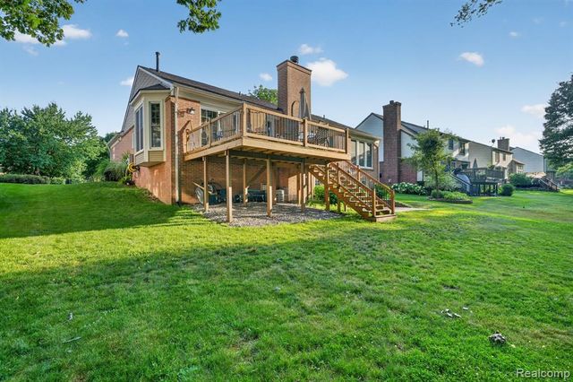 3712 Seney Drive, Lake Orion, MI 48360