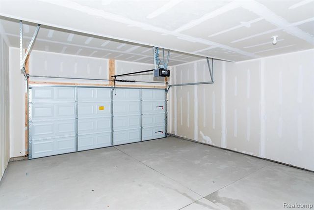 12 Grandview Ci Grandview Circle 58, White Lake, MI 48386
