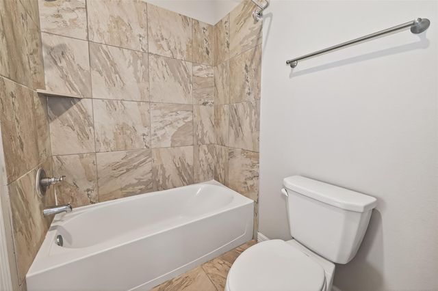 3843 Desert Springs Lane, Fulshear, TX 77441