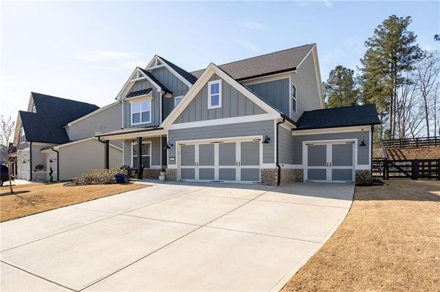 207 Mountain Ashe Lane, Dallas, GA 30132