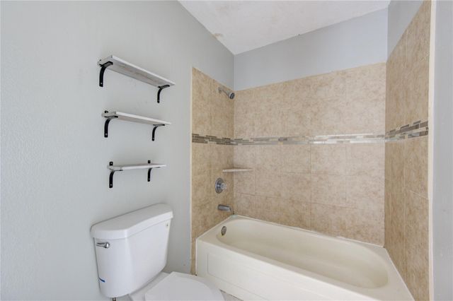 11707 Triola Lane, Houston, TX 77072